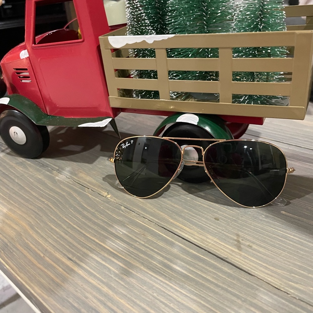 Ray Ban aviator polarized